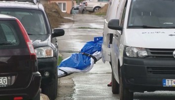 Študent, ktorý v Cíferi zavraždil otca 40 bodnými ranami, do basy nepôjde. Bol vraj nepríčetný