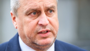 Trvá na jeho odchode. Andrej Danko si nevie predstaviť vstúpiť na úrad vlády, pokiaľ bude Lajčák na poste