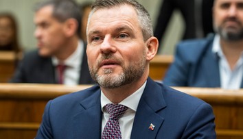Prezident pripustil, že návrh k Úradu na ochranu oznamovateľov po preštudovaní vráti parlamentu