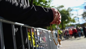 Modlili sa, ďakovali, ale aj prosili o pomoc. Na púti v Šaštíne sa stretli tisíce veriacich