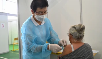 Dôchodkyňa Alena dostala COVID, hoci absolvovala aj tretiu dávku. Ochránila ju pred ťažkým priebehom