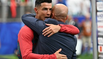 Diktuje si Cristiano Ronaldo podmienky? Bývalý hráč Chelsea kritizuje trénera: Podlieza mu