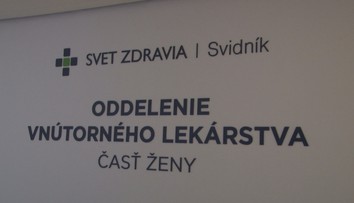 Svidník ochromila vážna črevná infekcia. Jej príznaky sú podobné koronavírusu