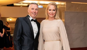 Legendárnemu slovenskému hokejistovi stroskotalo manželstvo. Po svojom boku má už novú známosť