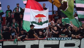 Fanúšikovia maďarského klubu sa postarali o škandál v Európskej lige. Reakcia súpera prišla okamžite