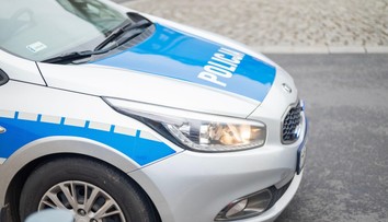 Vo Varšave zadržali hľadaného Slováka. Pred políciou sa skrýval v pohovke