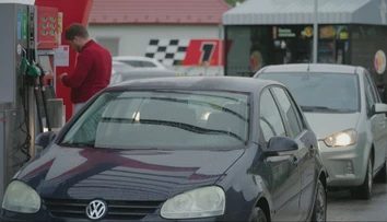 Takúto cenu nafty Slovensko ešte nezažilo. Rekordne zdražel aj benzín