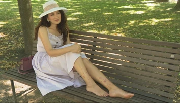 Známa influencerka opísala svoj boj s nepríjemnou chorobou. Jej úprimná spoveď búra predsudky
