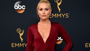 Móda z Emmy: Herečky zatienila lyžiarka Vonnová, dokonalá spredu aj zozadu!