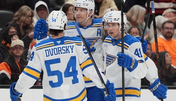 St. Louis si hladko poradilo s Anaheimom. Dalibor Dvorský prispel krásnou asistenciou