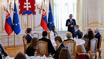 Na oficiálnu stránku prezidenta sa po vlne kritiky opäť vrátila štandarda