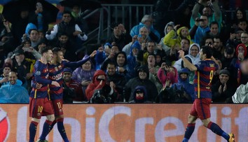 VIDEO: Suarez predviedol netradičný gól, brankár sa ani nepohol