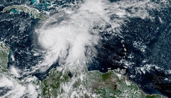 Karibik v pohotovosti: Hurikán Melissa zosilnel na 4. najvyššiu kategóriu