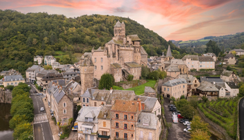 Plat až 5 000 eur mesačne a ubytovanie zadarmo. Európske krajiny hľadajú nových obyvateľov