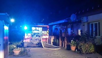 Víkendová tragédia vo Veľkom Grobe. Požiar rodinného domu si vyžiadal jednu obeť