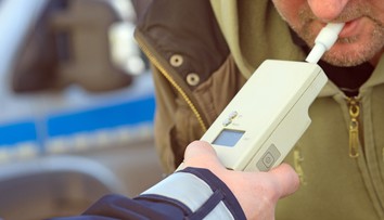 Nafúkali ste a zobrali vám vodičák? Sudcovia rozhodli, že ide o protiústavné gesto