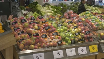 Kauza s ihlami v ovocí pokračuje. Nebezpečnými praktikami sa inšpiroval ktosi ďalší