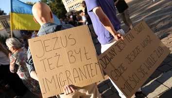 Ukrajinskí utečenci hromadne opúšťajú Poľsko. Čelia zdvíhajúcej sa vlne nenávisti aj nejasným pravidlám