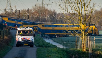 Vlakové nešťastie v Holandsku má najmenej jednu obeť a desiatky vážne zranených