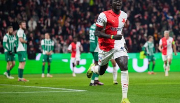 Husársky kúsok Slavie Praha. Mladíka predali do Premier League za rekordnú sumu českej ligy