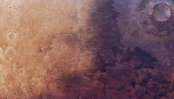 FOTO: Záhadná čierna škvrna na Marse sa zväčšuje. Keď vedci porovnali staré a nové fotografie, zostali prekvapení