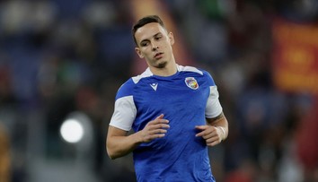 Chystajú sa na Tehelnom poli rozbiť prasiatko? Slovan údajne pokukuje po obrancovi českého veľkoklubu