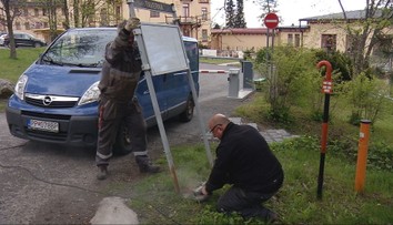 Vysoké Tatry bojujú s reklamným smogom. Strhávajú reklamné tabule a pútače