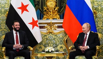 Prišiel si po Asada. Putin prijal v Kremli sýrskeho vodcu Ahmada Šaru