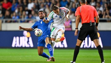 V bláznivom zápase Taliani zdolali Izrael, v úplnom závere padli tri góly. Chorváti a Dáni pohodlne vyhrali