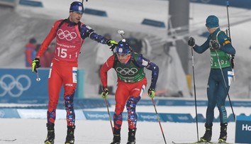 Biatlonovú štafetu najlepšie zvládli Nóri, Slováci po skvelom úvode nakoniec ani nedobehli