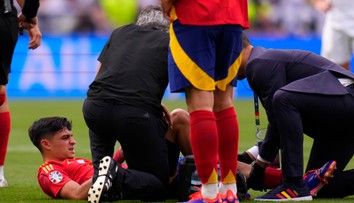 Španielsko prišlo o dôležitého hráča, ktorého čaká dlhá pauza. Kroos sa ospravedlnil