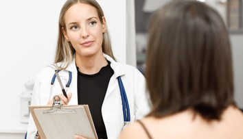 „Lekári sú zmätení.“ Rakovina spôsobujúca najviac úmrtí neočakávane zasahuje mladých ľudí