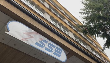 Vláda V. Orbána chce kúpiť podiel v Stredoslovenskej energetike. Obchod môže mať vplyv na vzájomné vzťahy