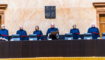 Časť zmluvy medzi Českom a Vatikánom je v rozpore s ústavným poriadkom