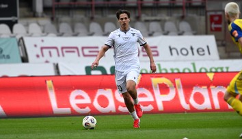 Slovan túži uloviť veľký slovenský talent. Mladého reprezentanta však chcú aj v Európe (rozhovor)