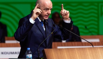 UEFA trvá na svojom, jej podmienky stále nie sú splnené. Dôvera v Gianniho Infantina je definitívne preč