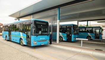 Odborári bijú na poplach. Unavení vodiči autobusov vraj jazdia na pokraji síl