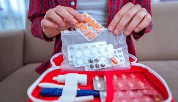Jedna chyba môže pokaziť rodinnú dovolenku. Farmaceutka radí, čo mať vždy poruke
