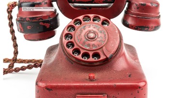 Tento telefón zabil milióny ľudí, teraz je na predaj