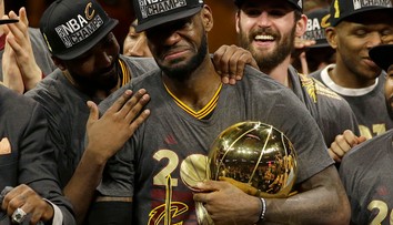 Cleveland zavŕšil historický obrat. LBJ priniesol mestu sľúbený titul