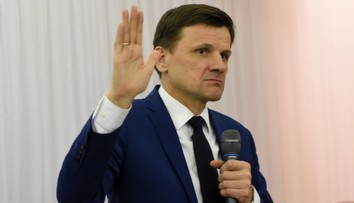 Nečakané rozhodnutie Dobrej voľby: Strana sa chce spájať s Pellegrinim, Hlina odchádza