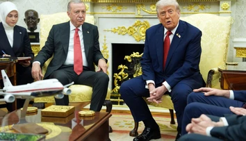 Trump tlačí na Erdogana: Prestaňte kupovať ruskú ropu, lebo prídu tvrdé dôsledky