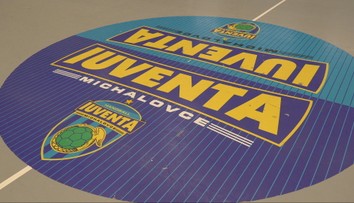 Neistá budúcnosť úspešného ženského hádzanárskeho tímu. Rokovania o hale sa ťahajú, hrozia vážne problémy