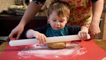 Vianočné pečenie zdraželo. Ceny troch surovín doslova vystrelili, jedna až o 57 percent (TABUĽKA)