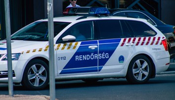 Bizarná situácia v Maďarsku. Polícia naháňala býka v centre Stoličného Belehradu