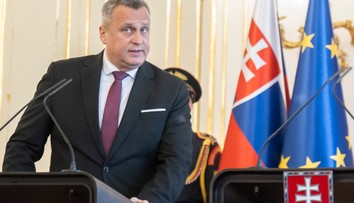 Chceli by ste, aby vás zosobášil poslanec, minister či prezident? Čoskoro to už môže byť realita