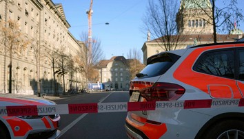 Vo Švajčiarsku zatkli muža v nepriestrelnej veste, našli na ňom stopy výbušnín