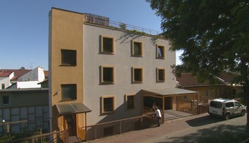 Precedens, aký nemá na Slovensku obdobu: Mesto Nitra chce zbúrať čiernu stavbu