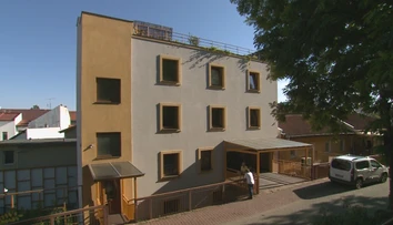Precedens, aký nemá na Slovensku obdobu: Mesto Nitra chce zbúrať čiernu stavbu