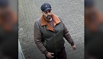 Mieril na predavačky, potom aj vystrelil. Polícia zverejnila snímku nebezpečného lupiča z Košíc